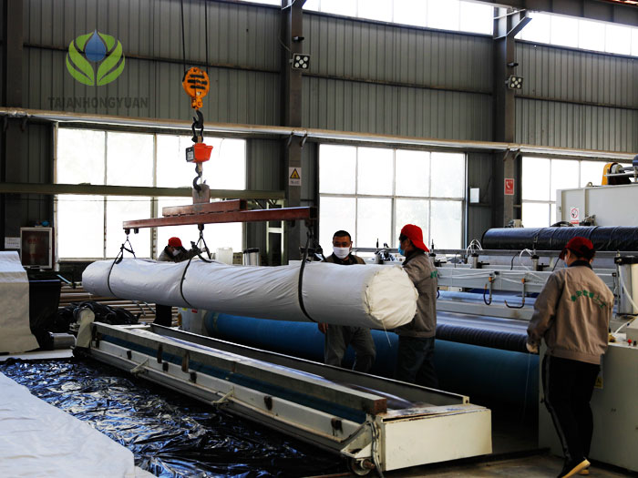 防水毯生產(chǎn)設(shè)備